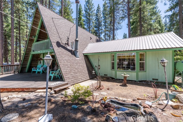 Detail Gallery Image 5 of 50 For 445 Cedar Cir, Lake Almanor,  CA 96137 - 3 Beds | 1/1 Baths