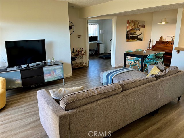 Detail Gallery Image 3 of 11 For 25712 Le Parc #85, Lake Forest,  CA 92630 - 2 Beds | 1 Baths