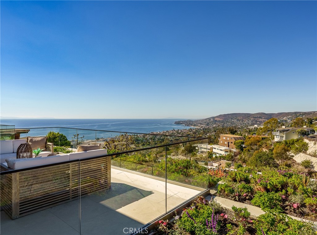 MLS #OC25242053 image #26