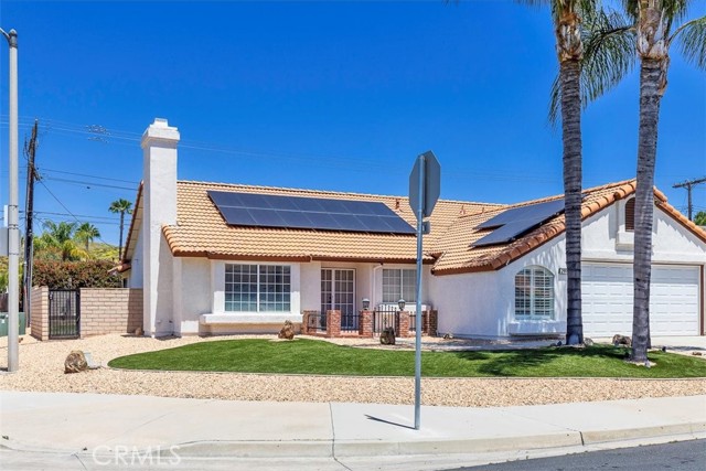 Detail Gallery Image 2 of 28 For 29914 Pebble Beach Dr, Menifee,  CA 92586 - 3 Beds | 2 Baths