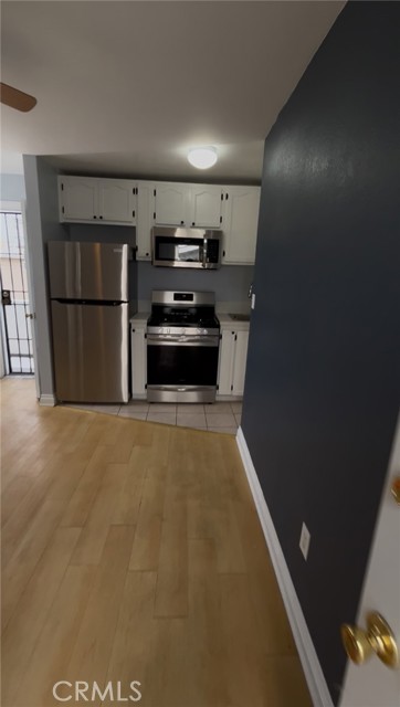 1036 S Normandie Avenue, Los Angeles CA: https://media.crmls.org/medias/17ca7bbb-ff0f-4ce5-9973-3441d411735e.jpg