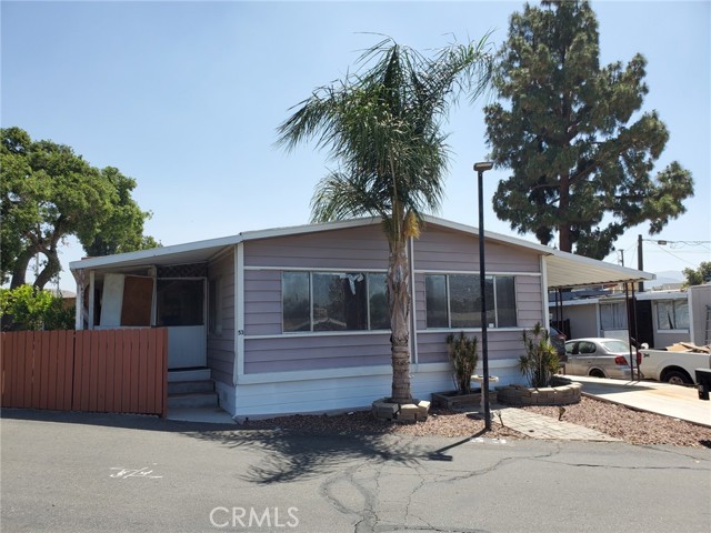 18540 Soledad Canyon Road, Canyon Country CA: https://media.crmls.org/medias/17ca7e24-0367-44a5-a8b6-c8d9209fc217.jpg