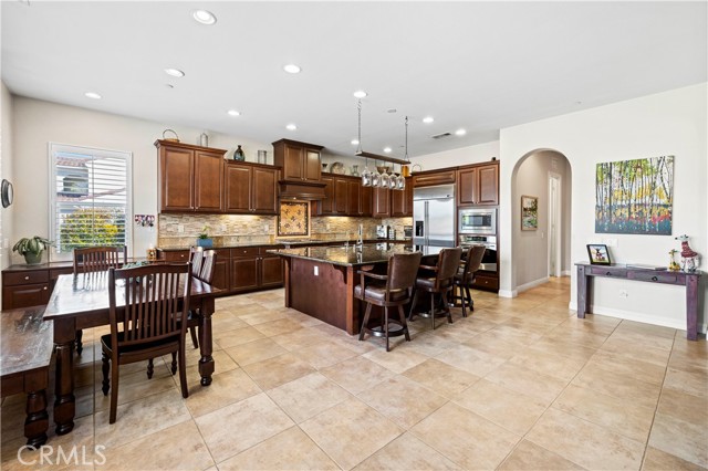 Detail Gallery Image 22 of 68 For 15905 Mandalay Rd, Canyon Country,  CA 91387 - 4 Beds | 3/1 Baths