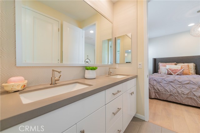 Detail Gallery Image 30 of 61 For 103 Newall, Irvine,  CA 92618 - 3 Beds | 2/1 Baths