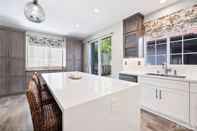 Detail Gallery Image 12 of 51 For 32447 Cassino Ct, Temecula,  CA 92592 - 5 Beds | 3 Baths