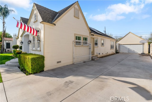 Detail Gallery Image 4 of 28 For 2714 Sunset Ave, Bakersfield,  CA 93304 - 3 Beds | 1 Baths