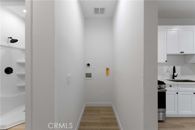 Detail Gallery Image 13 of 20 For 752 E 17th St, Los Angeles,  CA 90021 - – Beds | – Baths