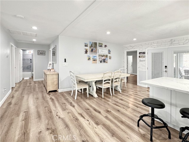 7455 Bangor Avenue, Hesperia CA: https://media.crmls.org/medias/17ccd620-ba05-44fc-8d80-4bc365503880.jpg