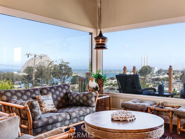 Detail Gallery Image 5 of 75 For 430 Olive St, Morro Bay,  CA 93442 - 3 Beds | 4 Baths