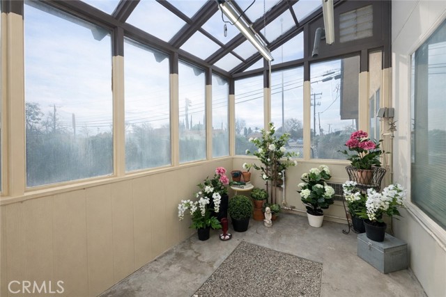 Detail Gallery Image 11 of 42 For 240 S Real, Bakersfield,  CA 93309 - 3 Beds | 2 Baths