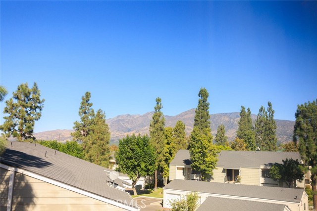 595 Heritage Valley, Fillmore CA: https://media.crmls.org/medias/17cecea8-1d5e-4f71-99d2-9cb17f55ced7.jpg