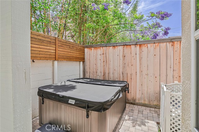 1034 Isabella Avenue, Coronado CA: https://media.crmls.org/medias/17cecffa-9d9e-400b-90bd-505f6a7e85e3.jpg