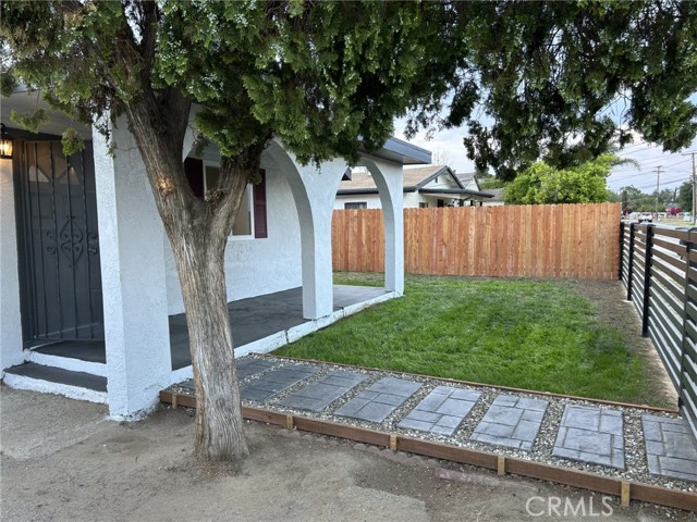 Detail Gallery Image 18 of 27 For 4832 Mitchell Ave, Riverside,  CA 92505 - 2 Beds | 2 Baths