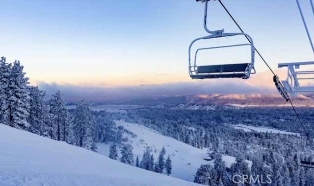 Detail Gallery Image 18 of 21 For 1002 Cherokee St, Fawnskin,  CA 92333 - 4 Beds | 3 Baths