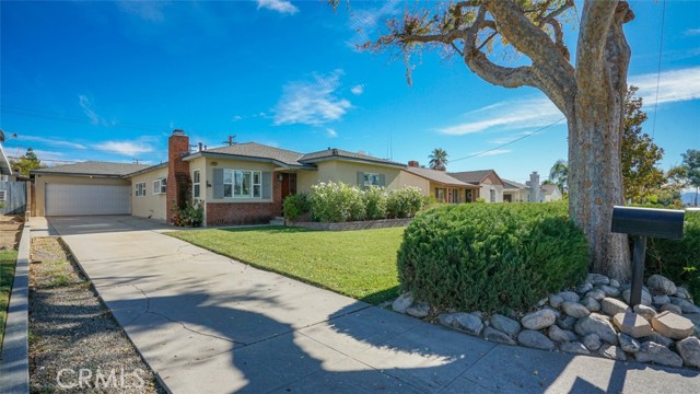 Detail Gallery Image 3 of 55 For 4975 Sepulveda, San Bernardino,  CA 92404 - 3 Beds | 2 Baths