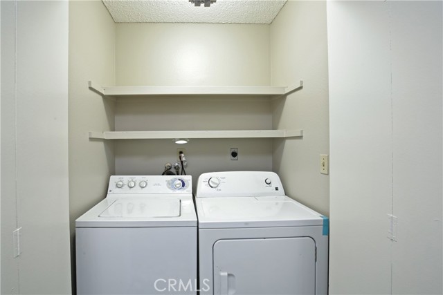 260 Victoria Street, Costa Mesa CA: https://media.crmls.org/medias/17d02e8a-58cc-4a52-85b3-50888df89317.jpg