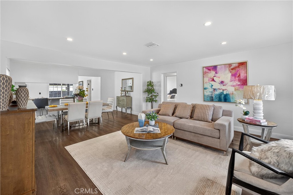 MLS #DW25222362 image #9