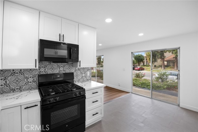 Detail Gallery Image 25 of 31 For 210 W via Vaquero, San Dimas,  CA 91773 - 2 Beds | 2 Baths