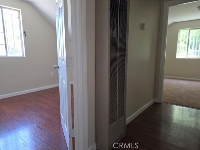 123 E Gage Avenue, Los Angeles CA: https://media.crmls.org/medias/17d2c522-3187-4da4-80f1-b56c0ea9060a.jpg
