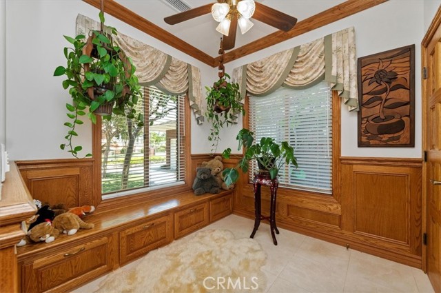 Detail Gallery Image 10 of 75 For 6975 Wyndham Hill Dr, Riverside,  CA 92506 - 4 Beds | 4/1 Baths