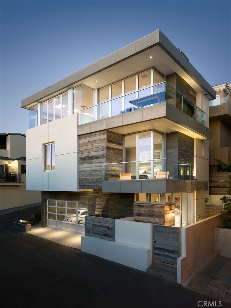 3208 Ocean Drive