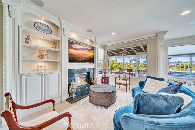 Detail Gallery Image 5 of 43 For 26872 Anadale Dr, Laguna Hills,  CA 92653 - 4 Beds | 3 Baths