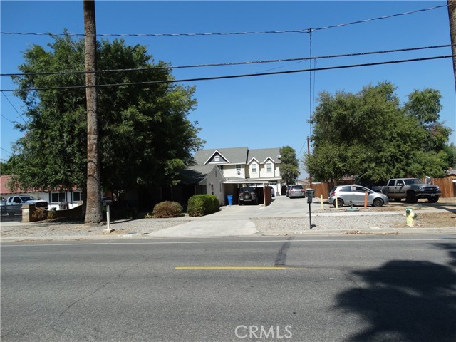 5747 Grand Avenue #2, Riverside, CA, 92504 5747 Grand Avenue #2, Riverside, CA, 92504