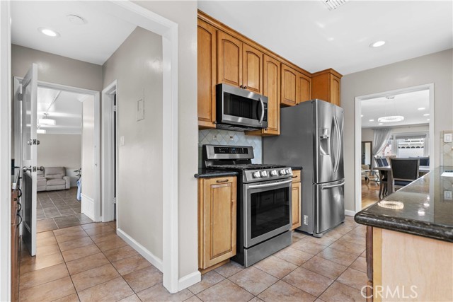 3348 Burritt Way, La Crescenta CA: https://media.crmls.org/medias/17d98ea6-221c-4c06-8047-e299231ec1c6.jpg