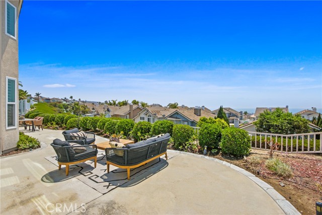 2210 Calle Opalo, San Clemente CA: https://media.crmls.org/medias/17d99e0b-6c82-429b-828c-61c33a9eb698.jpg