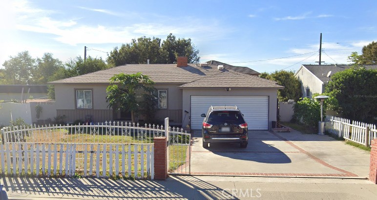 1003 Corinthian Way
