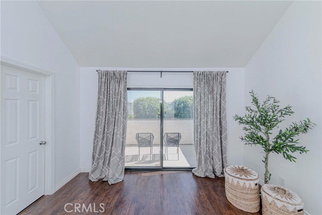 9724 Walker Court, Cypress CA: https://media.crmls.org/medias/17da410b-c7a9-4f06-826f-ddd0567f5789.jpg