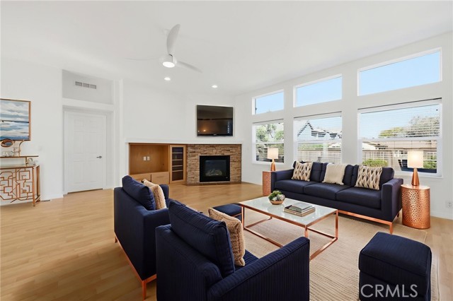 Detail Gallery Image 24 of 54 For 158 Cecil, Costa Mesa,  CA 92627 - 3 Beds | 2/1 Baths