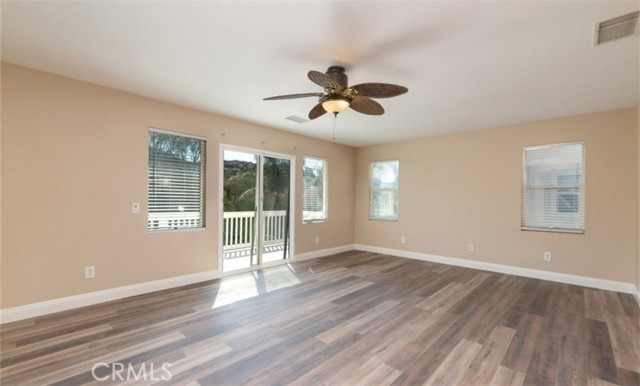 32023 Cottage Glen Drive, Lake Elsinore CA: https://media.crmls.org/medias/17da67f9-13aa-4d51-8028-2652567bd2c2.jpg