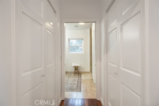 Detail Gallery Image 28 of 33 For 5229 Vantage, Valley Village,  CA 91607 - 3 Beds | 3 Baths