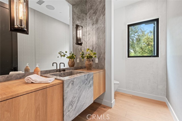 Detail Gallery Image 25 of 44 For 5373 Jed Smith Rd, Hidden Hills,  CA 91302 - 7 Beds | 8/2 Baths