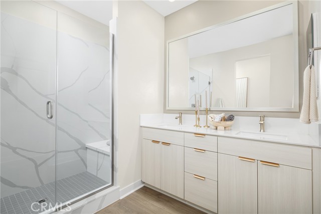 Detail Gallery Image 5 of 7 For 11710 Arkansas St #D,  Artesia,  CA 90701 - 3 Beds | 3/1 Baths