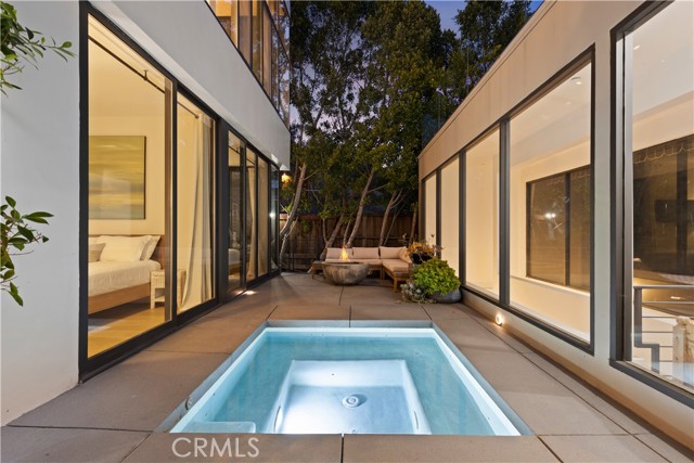 Detail Gallery Image 28 of 37 For 2746 Rinconia Dr, Los Angeles,  CA 90068 - 4 Beds | 3/1 Baths