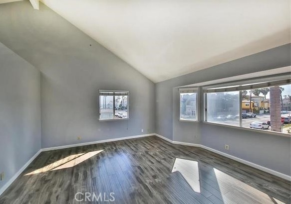 202 10th Street, Huntington Beach CA: https://media.crmls.org/medias/17de750f-1230-4f6f-b46d-f441459383a0.jpg