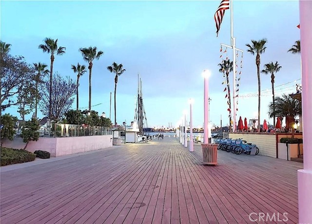 Detail Gallery Image 29 of 30 For 3535 E Ocean Ave, Long Beach,  CA 90803 - 2 Beds | 2 Baths