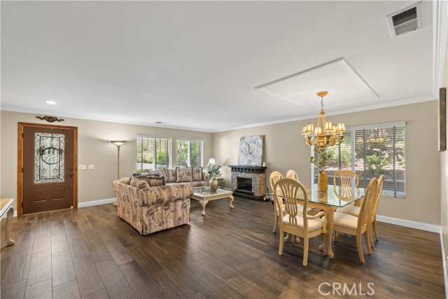 13139 Derby Avenue, Chino CA: https://media.crmls.org/medias/17deff9f-24af-460f-90f4-1e9ab03ab1b6.jpg