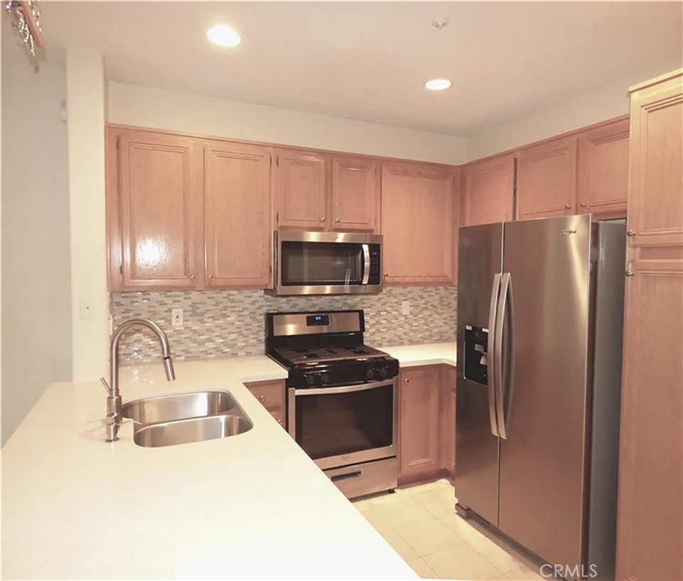 MLS #OC25244410 image #11