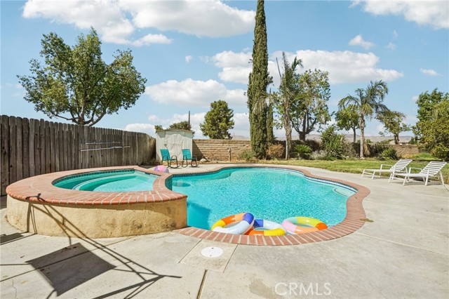 Detail Gallery Image 19 of 21 For 808 Daybreak Ct, San Jacinto,  CA 92582 - 4 Beds | 3 Baths