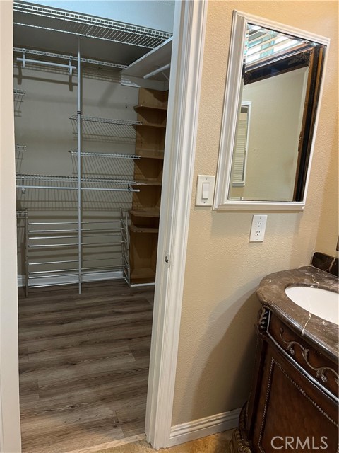 Detail Gallery Image 12 of 21 For 135 Flower #B,  Costa Mesa,  CA 92627 - 2 Beds | 2 Baths