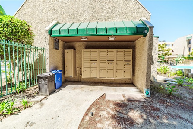 Detail Gallery Image 32 of 36 For 12141 Centralia St #208,  Lakewood,  CA 90715 - 2 Beds | 2 Baths