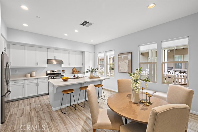 Detail Gallery Image 6 of 42 For 21 Promesa Ave, Rancho Mission Viejo,  CA 92694 - 3 Beds | 2/1 Baths