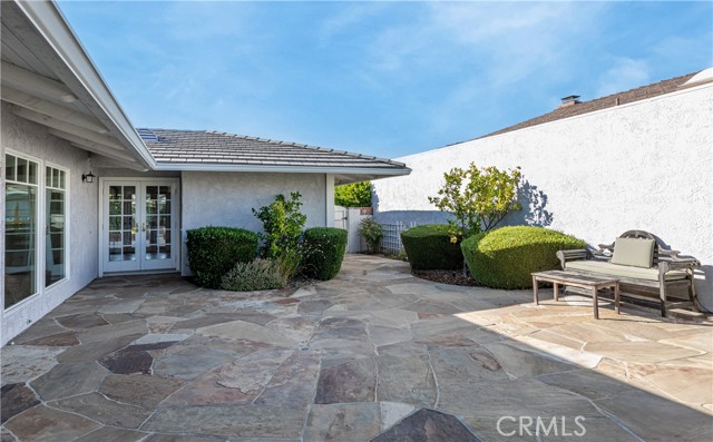 1575 La Venta Drive, Westlake Village CA: https://media.crmls.org/medias/17e12a2d-9227-4bae-86e7-f40893977511.jpg