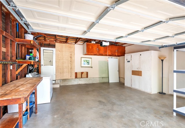 Detail Gallery Image 7 of 9 For 21135 Freeport, Huntington Beach,  CA 92646 - 2 Beds | 1 Baths