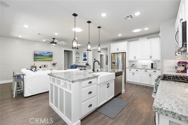 Detail Gallery Image 18 of 70 For 30210 Old Corral Cir, Menifee,  CA 92584 - 4 Beds | 2/1 Baths