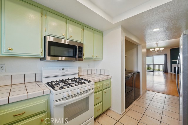 Detail Gallery Image 8 of 27 For 2101 E 21st St #310,  Signal Hill,  CA 90755 - 2 Beds | 2 Baths