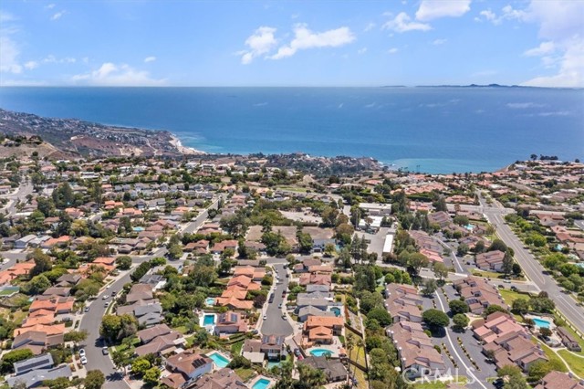 5832 Scotwood Drive, Rancho Palos Verdes CA: https://media.crmls.org/medias/17e3d285-7f4c-495f-90b4-17cec0cc4fab.jpg